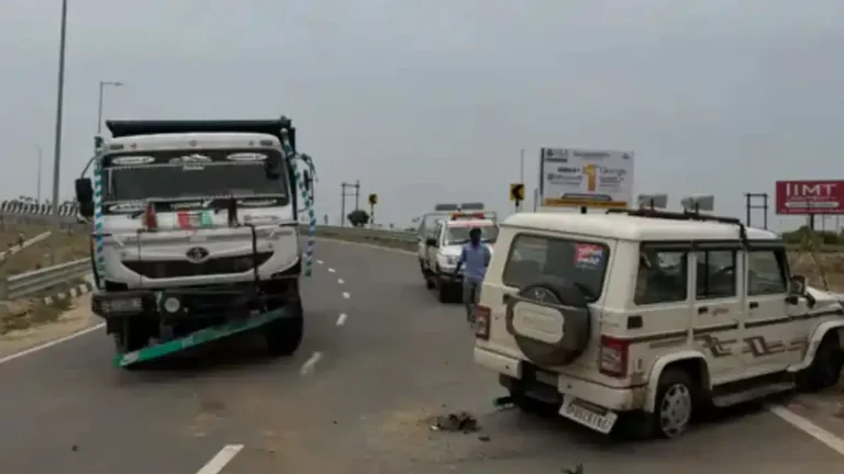 Noida Airport Accident: विधायक के काफिले की एस्कॉर्ट गाड़ी हाईवा से टकराई, सब इंस्पेक्टर की मौत