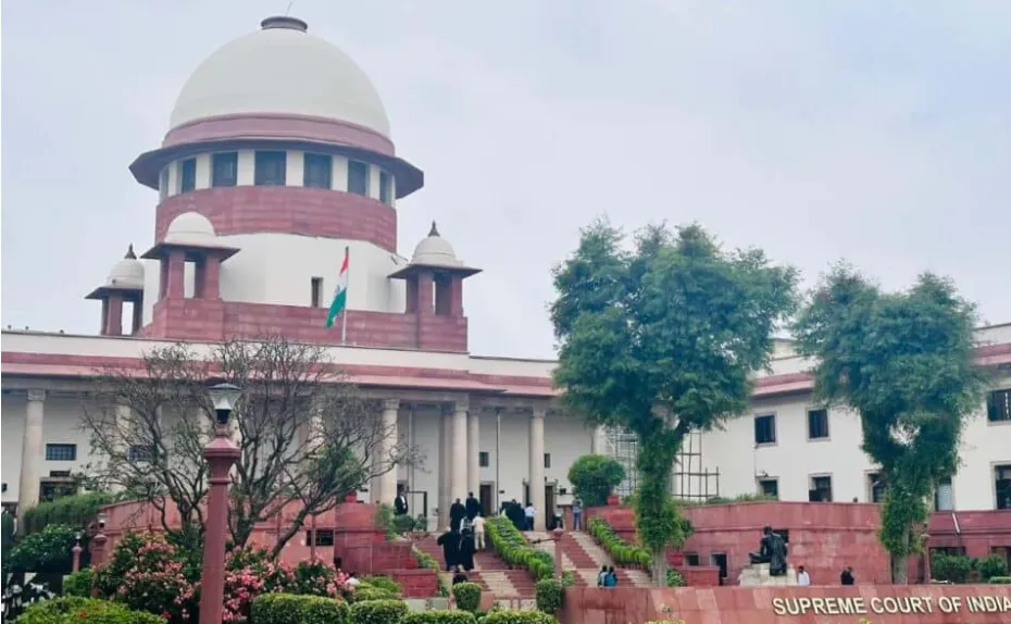 Noida Court: एफआईआर दर्ज न होने पर महिला की अग्रिम जमानत याचिका निस्तारित, अदालत ने गिरफ्तारी आशंका के पर्याप्त आधार न होने की कही बात Noida Court: एफआईआर दर्ज न होने पर महिला की अग्रिम जमानत याचिका निस्तारित, अदालत ने गिरफ्तारी आशंका के पर्याप्त आधार न होने की कही बात