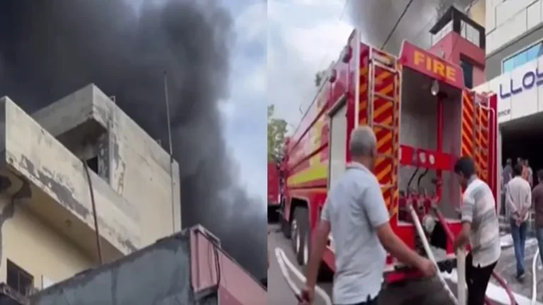 Noida Fire: सेक्टर-9 की झुग्गी बस्ती में लगी आग, तीन दमकल गाड़ियों ने समय रहते पाया काबू