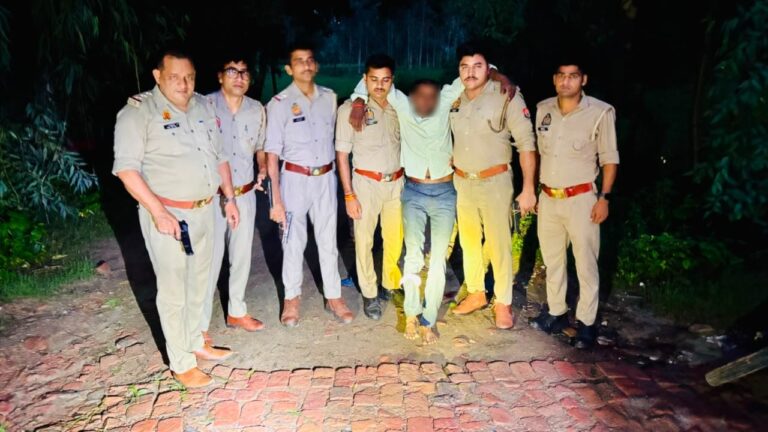 Uttar Pradesh : हापुड़ में दुष्कर्म के आरोपी से मुठभेड़, पैर में गोली लगने के बाद गिरफ्तार