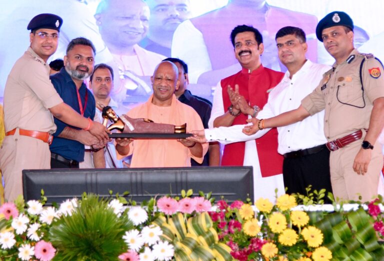 Uttar Pradesh : जो युवाओं का रोजगार खा गए, वे अयोध्या-मथुरा-काशी के बारे में क्या सोचते- सीएम योगी