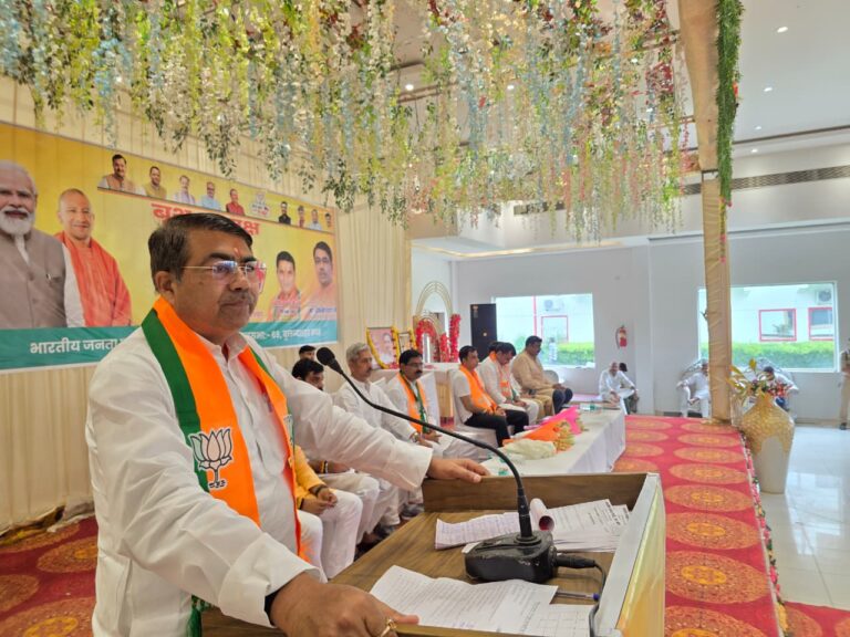 Uttar Pradesh : बुलंदशहर में बूथ अध्यक्षों की शक्ति से और अधिक सशक्त होगा संगठन, अश्वनी त्यागी ने सातों विधानसभाओं में आयोजित किए बूथ अध्यक्ष सम्मेलन