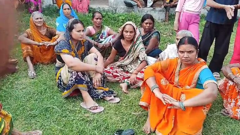 Bihar : नरहट में 17 वर्षीय किशोर की गला घोंटकर हत्या, स्कूल परिसर से मिला शव, दो संदिग्ध हिरासत में