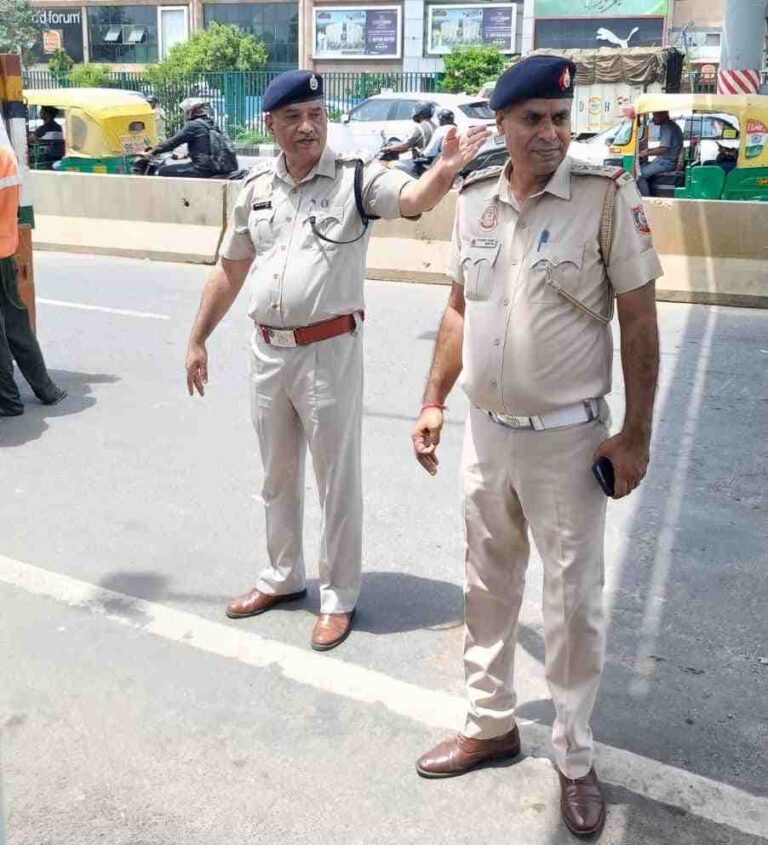 Dehradun Expressway: देहरादून एक्सप्रेसवे पर चला अतिक्रमण हटाओ अभियान, ट्रैफिक सुचारु करने के लिए कई विभागों की संयुक्त कार्रवाई