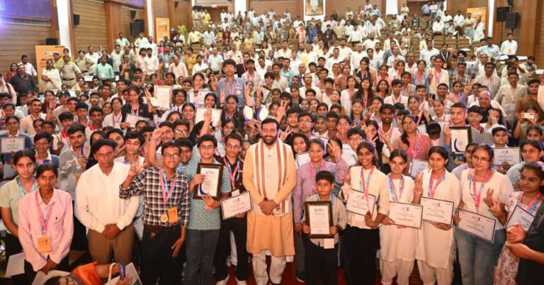 Haryana Education: बच्चों को अंतर्राष्ट्रीय भ्रमण पर ले जाएगी हरियाणा सरकार- मुख्यमंत्री नायब सिंह सैनी