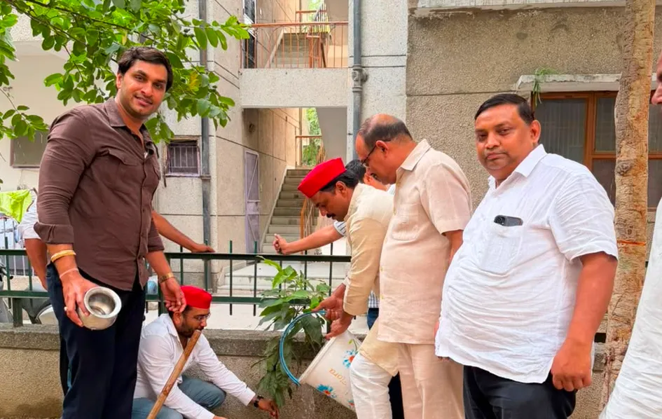PDA Tree Plantation, Samajwadi Party, Noida News,