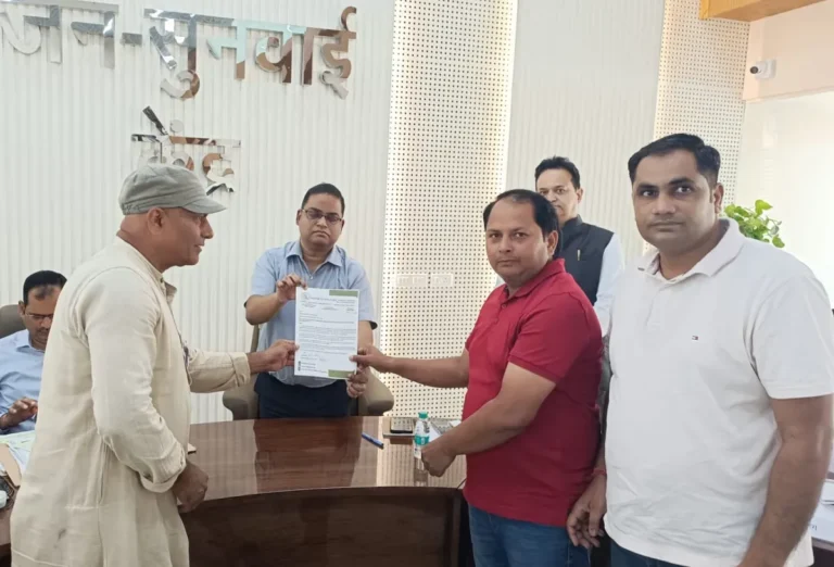 Noida Authority News: सेक्टर-130 के 5 फीसदी आबादी भूखंडों की अव्यवस्थित नंबरिंग का मुद्दा उठा, आरडब्ल्यूए ने सीईओ से की समाधान की मांग