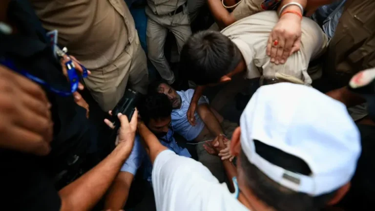 Congress Protest: राहुल गांधी समेत कांग्रेस के सभी नेता रिहा, हिरासत के बाद पुलिस ने जाने की दी अनुमति