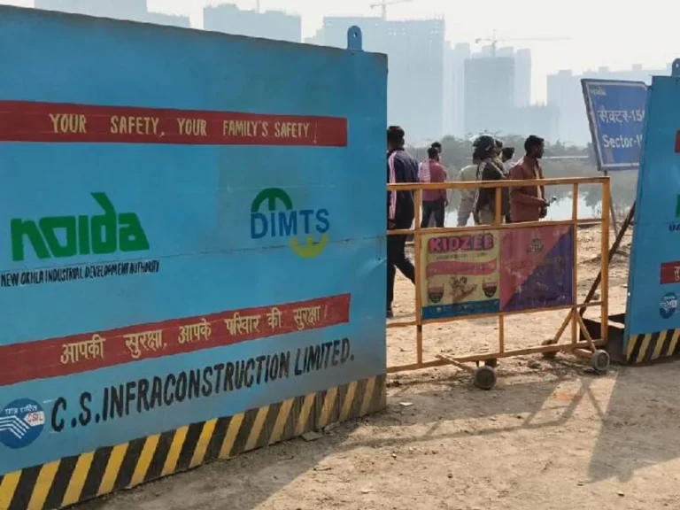 Noida Road Safety: ब्लैकस्पॉट खत्म करने के लिए विस्तृत कार्ययोजना तैयार करने के निर्देश, सड़क सुरक्षा उपायों में तेजी लाने पर जोर