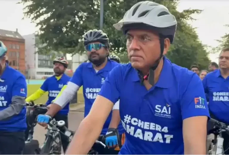 Fit India: ग्लासगो में गूंजा ‘चीयर फॉर भारत’, डॉ. मनसुख मांडविया ने साइकिल रैली से दिया फिटनेस का संदेश