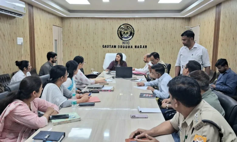 DM noida
