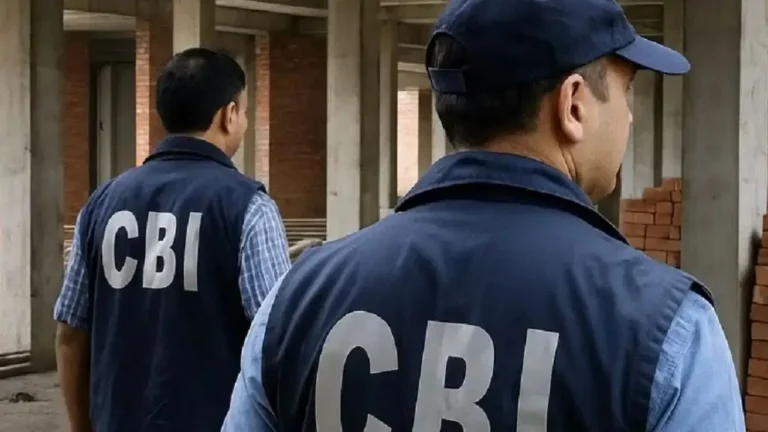CBI Bribery Case: सीबीआई ने रिश्वत लेते पीएसयू के एमडी को नोएडा से किया गिरफ्तार, करोड़ों की संपत्ति और नकदी बरामद