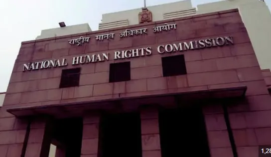 NHRC Notice: गेझा सीवर हादसे में NHRC का स्वत: संज्ञान, नोएडा प्राधिकरण चेयरमैन और पुलिस आयुक्त से दो सप्ताह में मांगी रिपोर्ट
