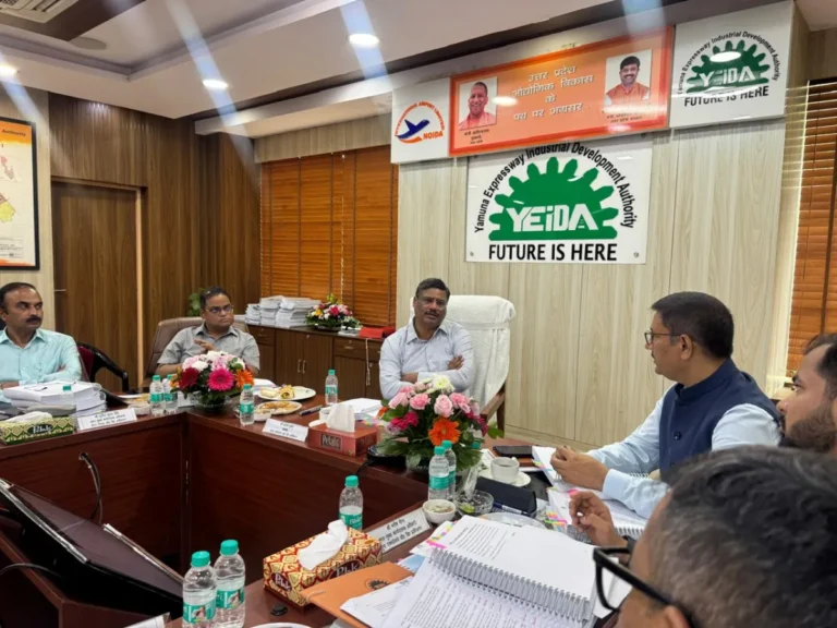 YEIDA Board Meeting: YEIDA की 91वीं बोर्ड बैठक में इंडस्ट्रियल नोड, इंटरनेशनल ट्रेड सिटी और मेडिकल रिसर्च हब समेत कई बड़े प्रस्तावों को मिली मंजूरी
