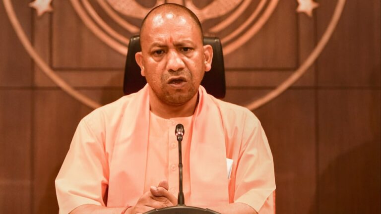 Uttar Pradesh : हर नागरिक को है विश्वास, संकट में साथ खड़ी है सरकार- मुख्यमंत्री