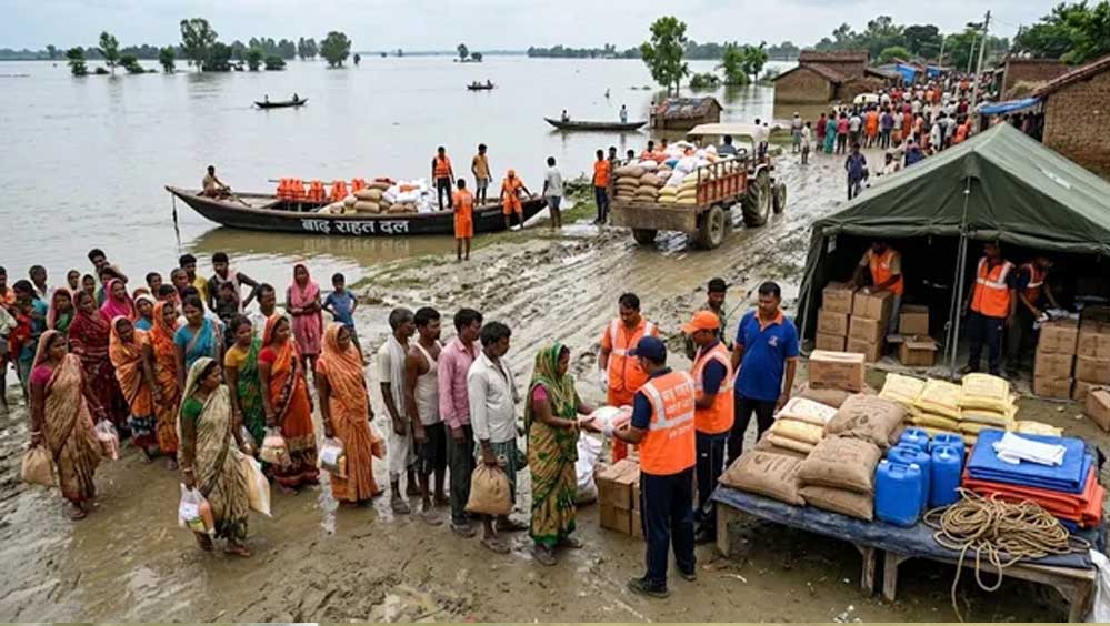 Lucknow : बाढ़ प्रभावितों तक तेजी से पहुंच रही राहत, 16 जिलों में मदद से जुड़ा अभियान जारी Lucknow : बाढ़ प्रभावितों तक तेजी से पहुंच रही राहत, 16 जिलों में मदद से जुड़ा अभियान जारी