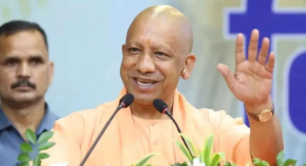 Uttar Pradesh : मुख्यमंत्री ने विभिन्न योजनाओं के लाभार्थियों को किया सम्मानित Uttar Pradesh : मुख्यमंत्री ने विभिन्न योजनाओं के लाभार्थियों को किया सम्मानित