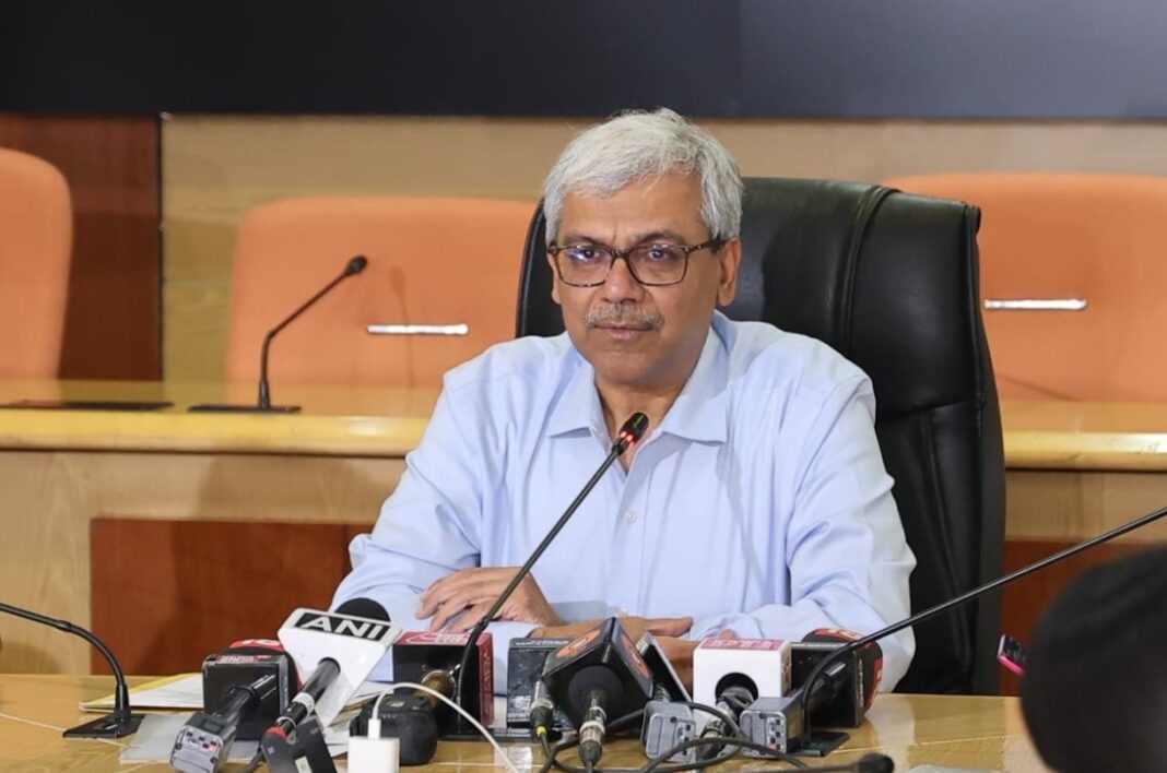 H1N1 Virus: वायरस बदला जरूर, लेकिन खतरनाक नहीं; ICMR की 73 लैब कर रहीं निगरानी H1N1 Virus: वायरस बदला जरूर, लेकिन खतरनाक नहीं; ICMR की 73 लैब कर रहीं निगरानी