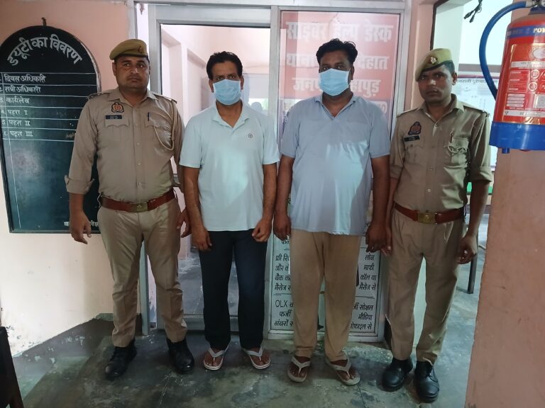 Uttar Pradesh : हापुड़ में बस रूट पर वर्चस्व की लड़ाई में फायरिंग और मारपीट, परिचालक घायल, 2 आरोपी गिरफ्तार