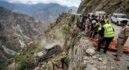 Uttarakhand : खाई में गिरी बोलेरो, एक ही परिवार के 5 लोगों की मौत, 1 घायल