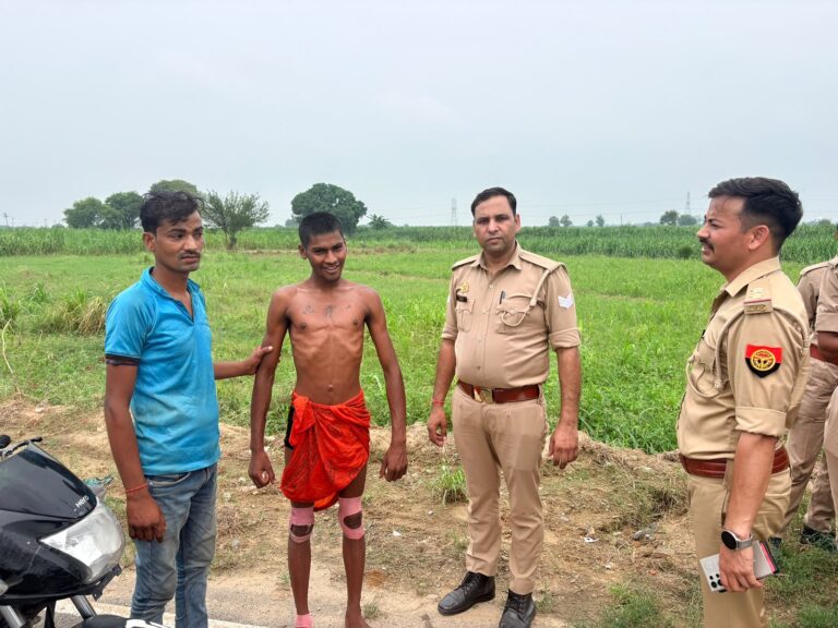 Uttar Pradesh : हापुड़ में नहर में कूदा मंदबुद्धि कांवड़िया, पुलिस और लोगों ने बचाई जान