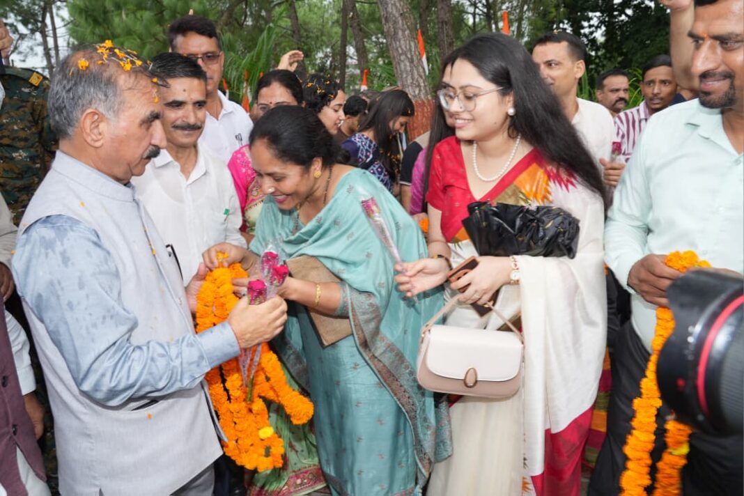 Education Focus: हमीरपुर में साइंस कॉलेज, एलाइड एवं हेल्थ कॉलेज और एम्स स्तर का आयुर्वेदिक संस्थान खोलने की घोषणा Education Focus: हमीरपुर में साइंस कॉलेज, एलाइड एवं हेल्थ कॉलेज और एम्स स्तर का आयुर्वेदिक संस्थान खोलने की घोषणा