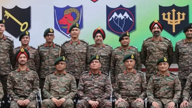 Indian Army: थल सेना प्रमुख ने मध्य कमान की युद्धक तैयारियों की समीक्षा की, जवानों को भविष्य की चुनौतियों के लिए तैयार रहने का संदेश Indian Army: थल सेना प्रमुख ने मध्य कमान की युद्धक तैयारियों की समीक्षा की, जवानों को भविष्य की चुनौतियों के लिए तैयार रहने का संदेश
