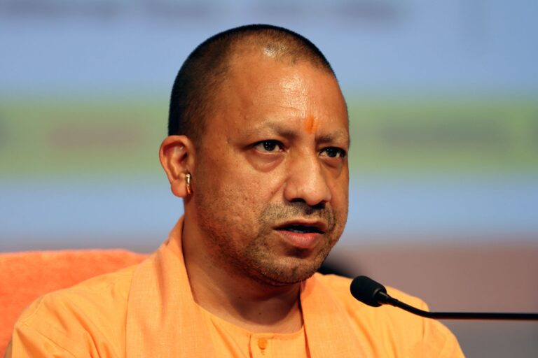 Uttar Pradesh : मुख्यमंत्री ने प्रतापगढ़ हादसे में हुई जनहानि पर जताया शोक