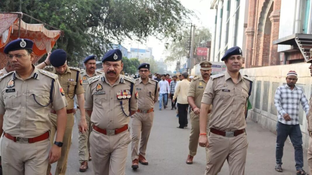 Section 163: त्योहारों से पहले गौतमबुद्धनगर पुलिस अलर्ट, 23 अगस्त से 4 सितंबर तक धारा 163 लागू Section 163: त्योहारों से पहले गौतमबुद्धनगर पुलिस अलर्ट, 23 अगस्त से 4 सितंबर तक धारा 163 लागू