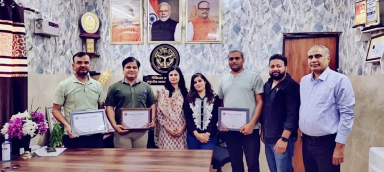 Greater Noida West: यूपी हेल्थ डैशबोर्ड रैंकिंग में नंबर-1 बना सीएचसी बिसरख, स्वास्थ्य टीम का सम्मान