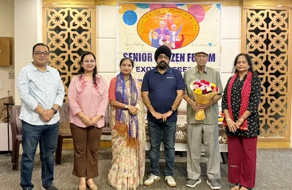 Senior Citizens Day: नोएडा की एक्सोटिका फ्रेस्को सोसायटी में वरिष्ठ नागरिकों का सम्मान, सुरक्षित और सम्मानजनक माहौल बनाने का संकल्प Senior Citizens Day: नोएडा की एक्सोटिका फ्रेस्को सोसायटी में वरिष्ठ नागरिकों का सम्मान, सुरक्षित और सम्मानजनक माहौल बनाने का संकल्प