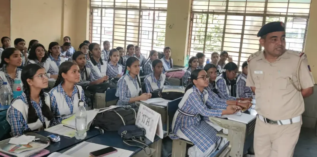 Traffic Awareness, Road Safety, Khajuri Khas, Delhi Traffic Police, Student Safety