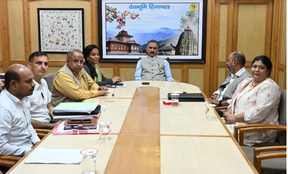 Forest Economy: हिमाचल में 22,600 करोड़ की वन अर्थव्यवस्था की क्षमता, वन विभाग और आईएसबी के बीच पांच साल का समझौता Forest Economy: हिमाचल में 22,600 करोड़ की वन अर्थव्यवस्था की क्षमता, वन विभाग और आईएसबी के बीच पांच साल का समझौता