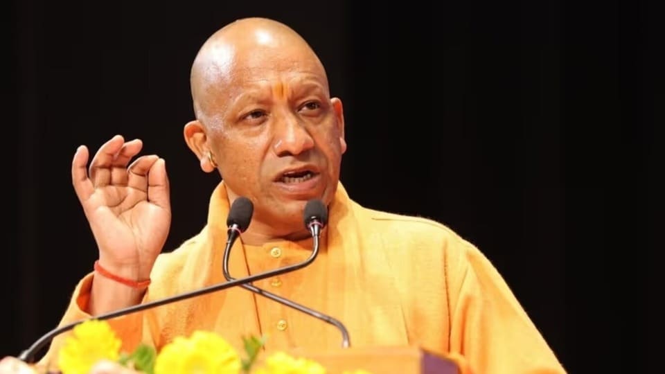 Lucknow : विदेशी पैसे के बल पर भारत की सामाजिक एकता को खंडित करना चाहती है कांग्रेस- मुख्यमंत्री योगी Lucknow : विदेशी पैसे के बल पर भारत की सामाजिक एकता को खंडित करना चाहती है कांग्रेस- मुख्यमंत्री योगी
