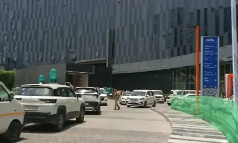 Traffic Update: नोएडा के सेक्टर-132 से हटेगा गोलचक्कर, 10.25 करोड़ की परियोजना से 50 हजार लोगों को मिलेगी जाम से राहत