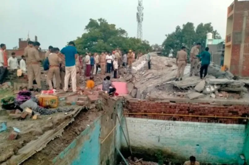 Fatehpur Gas Cylinder Blast: गैस सिलिंडर फटने से मकान ढहा, हादसे में 4 लोगों की मौत, दो घायल Fatehpur Gas Cylinder Blast, Fatehpur House Collapse, Uttar Pradesh Accident, Gas Cylinder Explosion, Fatehpur News