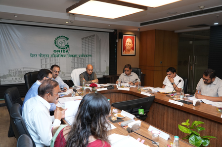 Greater Noida Board Meeting: श्रमिक आवास, लेबर हॉस्टल और पब्लिक लाइब्रेरी को मंजूरी, साल के अंत तक निर्माण शुरू करने की तैयारी Greater Noida Board Meeting: श्रमिक आवास, लेबर हॉस्टल और पब्लिक लाइब्रेरी को मंजूरी, साल के अंत तक निर्माण शुरू करने की तैयारी