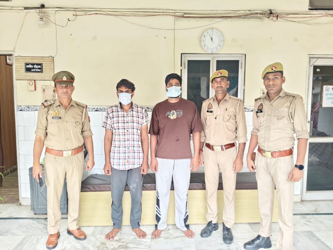 Hapur News : हापुड़ में किशोरी से दुष्कर्म के मामले में दो आरोपी गिरफ्तार, नौकरी का झांसा देकर होटल में ले गए थे Hapur News : हापुड़ में किशोरी से दुष्कर्म के मामले में दो आरोपी गिरफ्तार, नौकरी का झांसा देकर होटल में ले गए थे