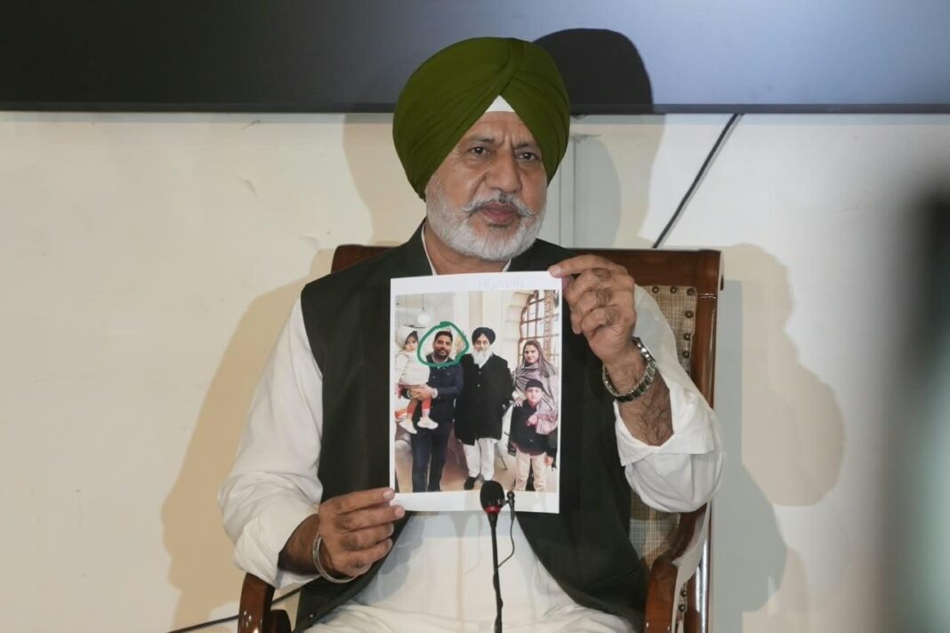 Chandigarh : खुद को ‘पंजाब के पानी का रखवाला’ कहलवाने वाले बताएं कि पंजाब का पानी कहां जा रहा था- बलतेज पन्नू Chandigarh : खुद को ‘पंजाब के पानी का रखवाला’ कहलवाने वाले बताएं कि पंजाब का पानी कहां जा रहा था- बलतेज पन्नू
