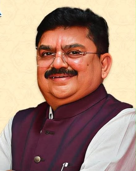 पंडित दीनदयाल जयंती विशेष: विकास की असली कसौटी अंतिम व्यक्ति तक पहुंच, एकात्म मानववाद की आज भी प्रासंगिकता: केके उपाध्याय पंडित दीनदयाल जयंती विशेष: विकास की असली कसौटी अंतिम व्यक्ति तक पहुंच, एकात्म मानववाद की आज भी प्रासंगिकता: केके उपाध्याय