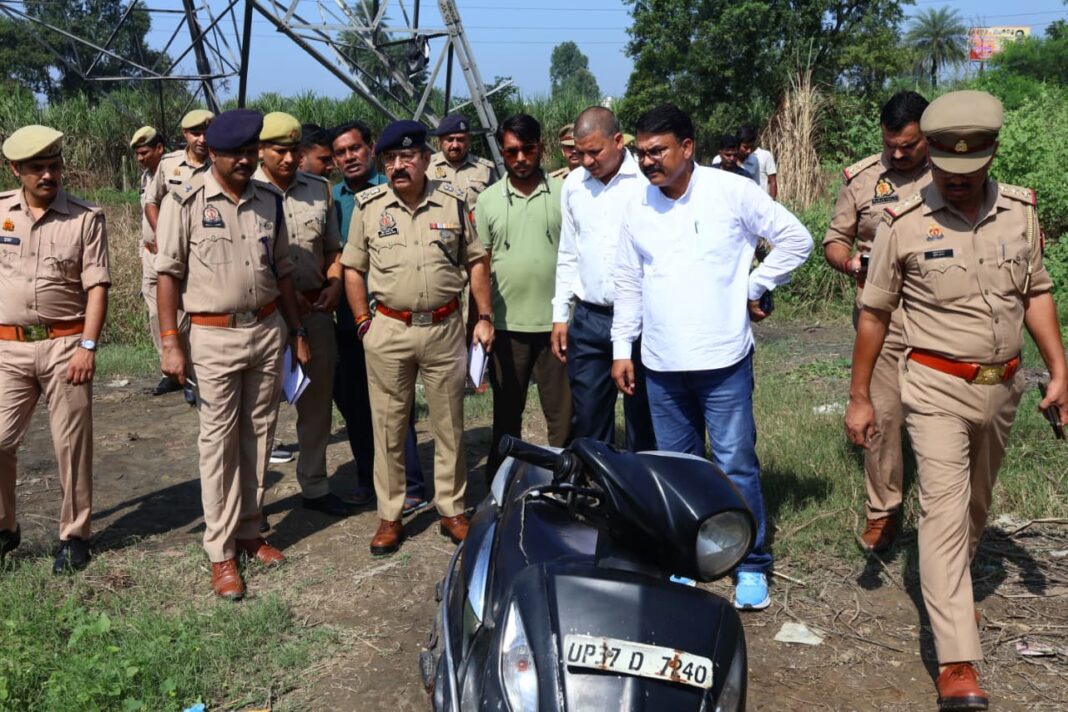 Hapur News : हापुड़ में युवक की हत्या से हड़कंप, बदनौली में खेत से मिला शव Hapur News : हापुड़ में युवक की हत्या से हड़कंप, बदनौली में खेत से मिला शव