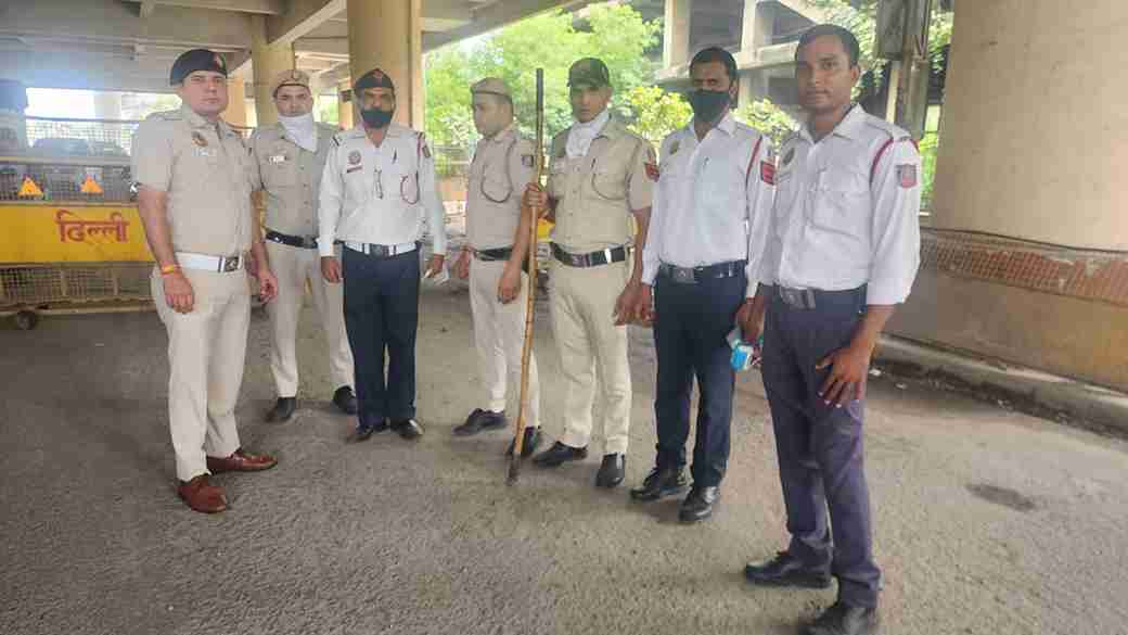 Welcome Metro Station, Delhi Traffic Police, Delhi Police Challan, Traffic Rules Violation, North East Delhi