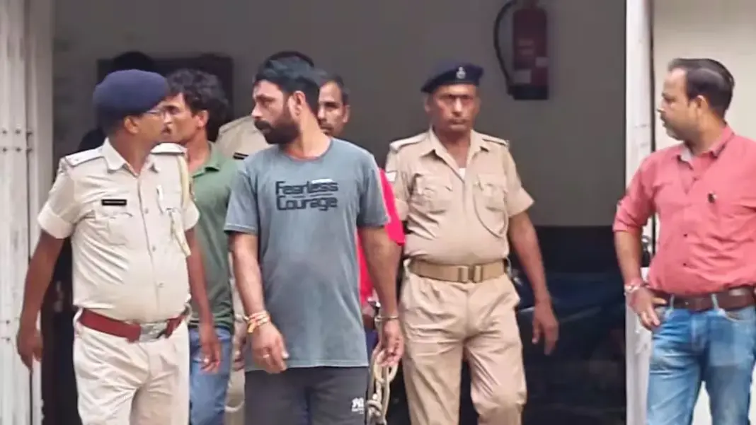 Munger ASI Murder Case: एएसआई संतोष कुमार सिंह हत्याकांड में 8 दोषियों को उम्रकैद, तीन महिलाएं भी शामिल Munger ASI Murder Case, Santosh Kumar Singh, Munger Court Verdict, Bihar Police, Munger Crime