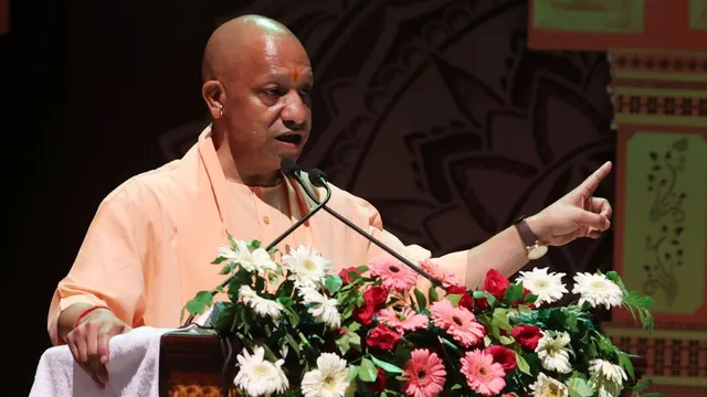 Lucknow : अधिवक्ताओं को सालाना पांच लाख तक कैशलेस मेडिकल इंश्योरेंस, चैंबर में फर्नीचर व उपकरण के लिए शासन करेगा सहयोग- सीएम Lucknow : अधिवक्ताओं को सालाना पांच लाख तक कैशलेस मेडिकल इंश्योरेंस, चैंबर में फर्नीचर व उपकरण के लिए शासन करेगा सहयोग- सीएम