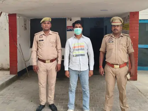 Firing Case: मुरादगढ़ी गांव में दो लोगों को गोली मारने के मामले में एक और आरोपी गिरफ्तार Firing Case: मुरादगढ़ी गांव में दो लोगों को गोली मारने के मामले में एक और आरोपी गिरफ्तार