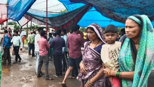 Mandla Ganesh Pandal Accident: गणेश विसर्जन के बाद पंडाल में फैला करंट, 4 युवकों की मौत, 3 घायल Mandla Ganesh Pandal Accident, Ganesh Visarjan Accident, Madhya Pradesh News, Electric Shock Accident, Mandla News