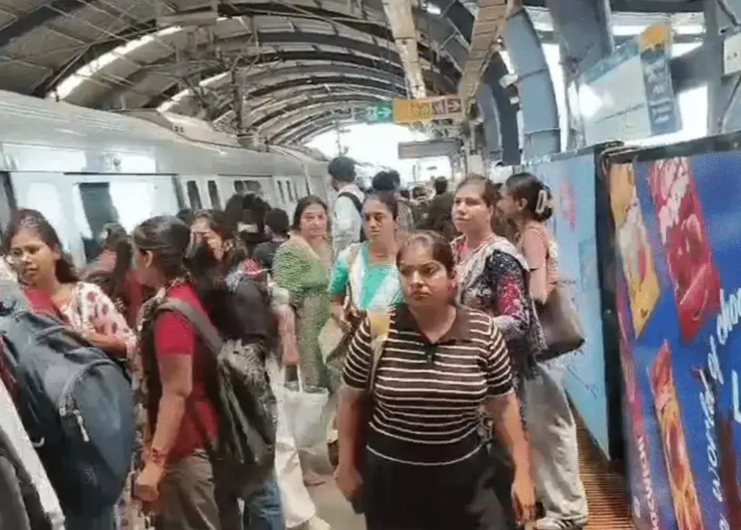 Greater Noida West Metro: 15 अक्टूबर तक मिल सकती है मेट्रो परियोजना को मंजूरी, 7.5 किमी का होगा एलिवेटेड कॉरिडोर Greater Noida West Metro: 15 अक्टूबर तक मिल सकती है मेट्रो परियोजना को मंजूरी, 7.5 किमी का होगा एलिवेटेड कॉरिडोर