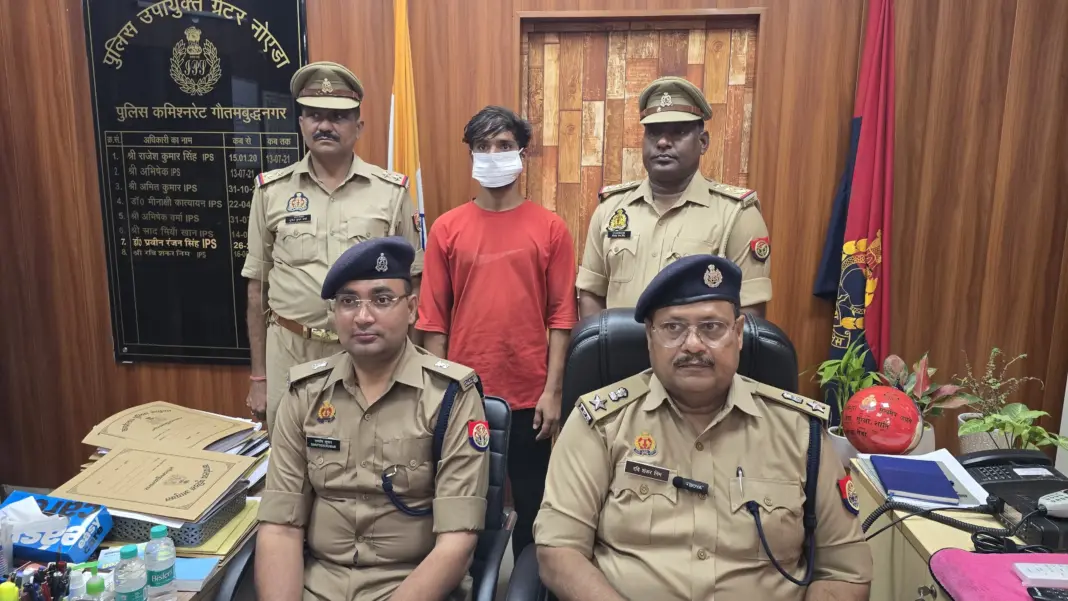 Tubewell Theft Gang: ट्यूबवेल और समरसिबल मोटर चुराने वाले गिरोह का भंडाफोड़, पांच लाख का सामान बरामद Tubewell Theft Gang: ट्यूबवेल और समरसिबल मोटर चुराने वाले गिरोह का भंडाफोड़, पांच लाख का सामान बरामद