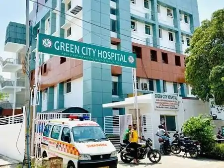 Greater Noida Hospital Case: टाइफाइड को बताया किडनी फेल, अस्पताल पर गलत रिपोर्ट बनाने का आरोप; कोर्ट के आदेश पर FIR Greater Noida Hospital Case: टाइफाइड को बताया किडनी फेल, अस्पताल पर गलत रिपोर्ट बनाने का आरोप; कोर्ट के आदेश पर FIR