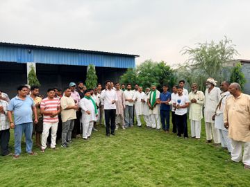 Farmers Mahapanchayat: यमुना प्राधिकरण पर 21 अक्टूबर की महापंचायत की तैयारी, किसानों ने बनाई रणनीति Farmers Mahapanchayat: यमुना प्राधिकरण पर 21 अक्टूबर की महापंचायत की तैयारी, किसानों ने बनाई रणनीति